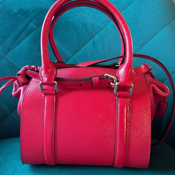 Burberry Leather Crossbody Shoulder Bag Red - Picture 2 of 13